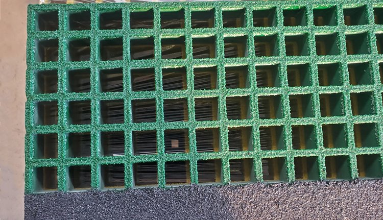 Fiberglass Grating Stair Treads  Drayson Composite (3)