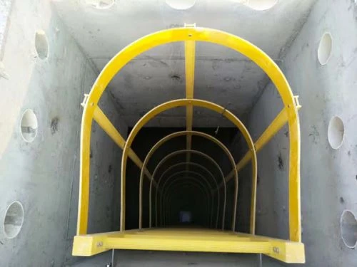 نردبان قفس FRP ثابت